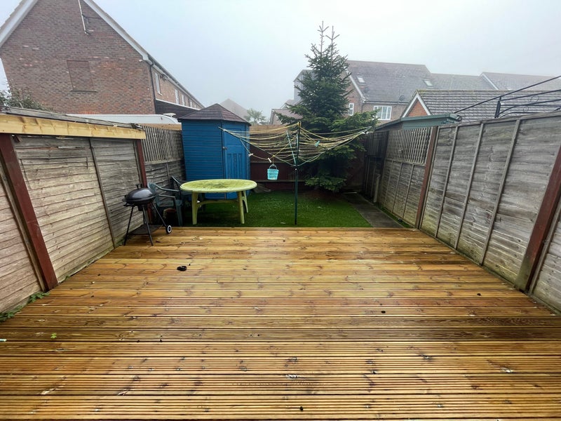 Spacious Double Room – Great Ashby, Stevenage photo 22