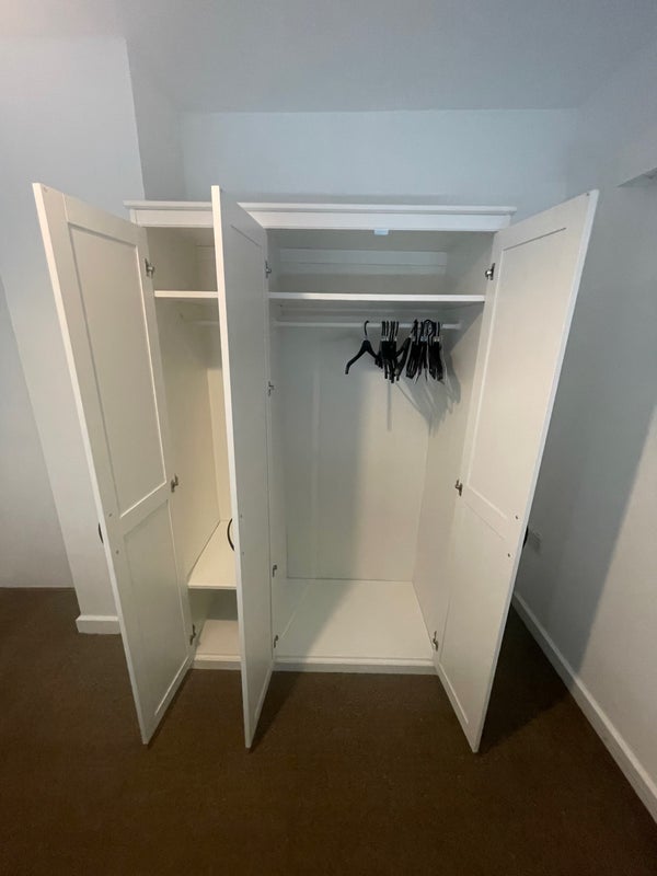 En-suite Double Room – Town Centre, Stevenage photo 20